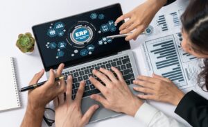 Implementasi ERP Perusahaan untuk Meningkatkan Efisiensi